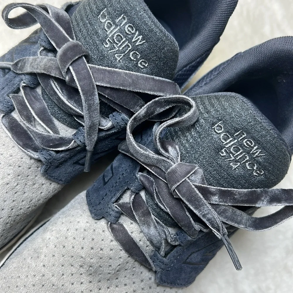 NEW BALANCE 574 DUO Fresh Foam Thunder Gray Suede Sneaker Velvet Laces Women 8.5